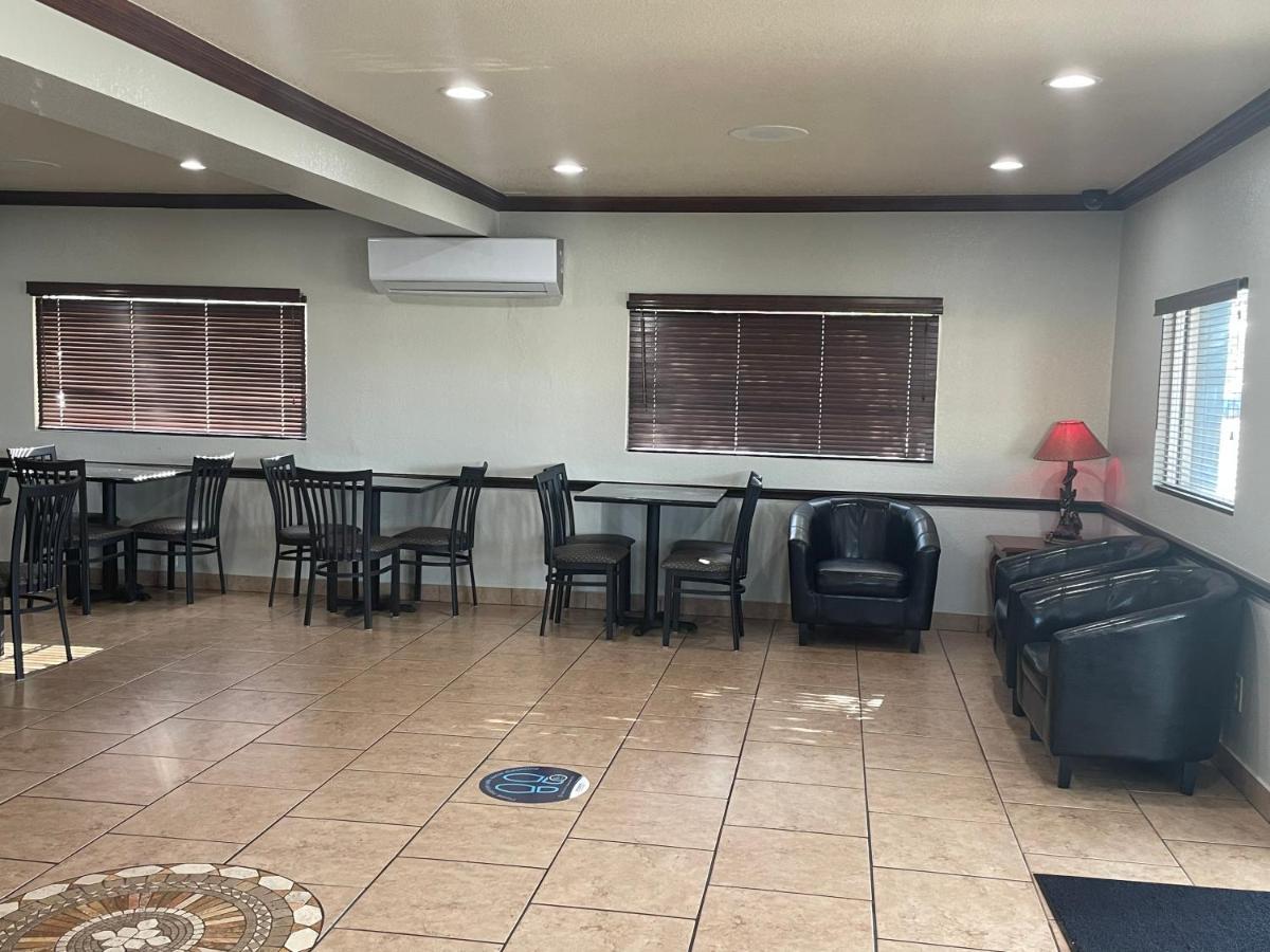 Super 8 By Wyndham Amarillo Central Tx Zewnętrze zdjęcie