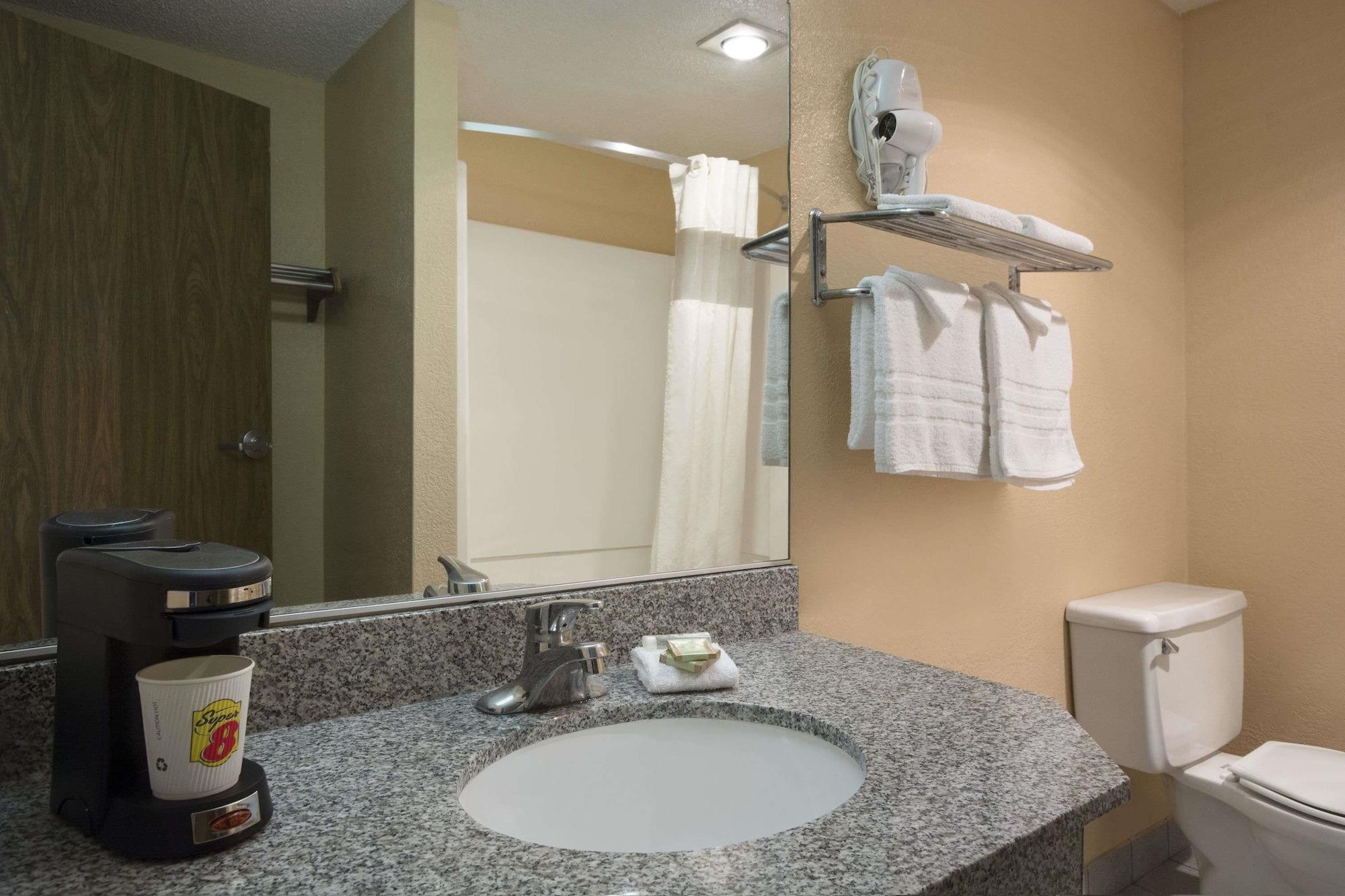Super 8 By Wyndham Amarillo Central Tx Zewnętrze zdjęcie