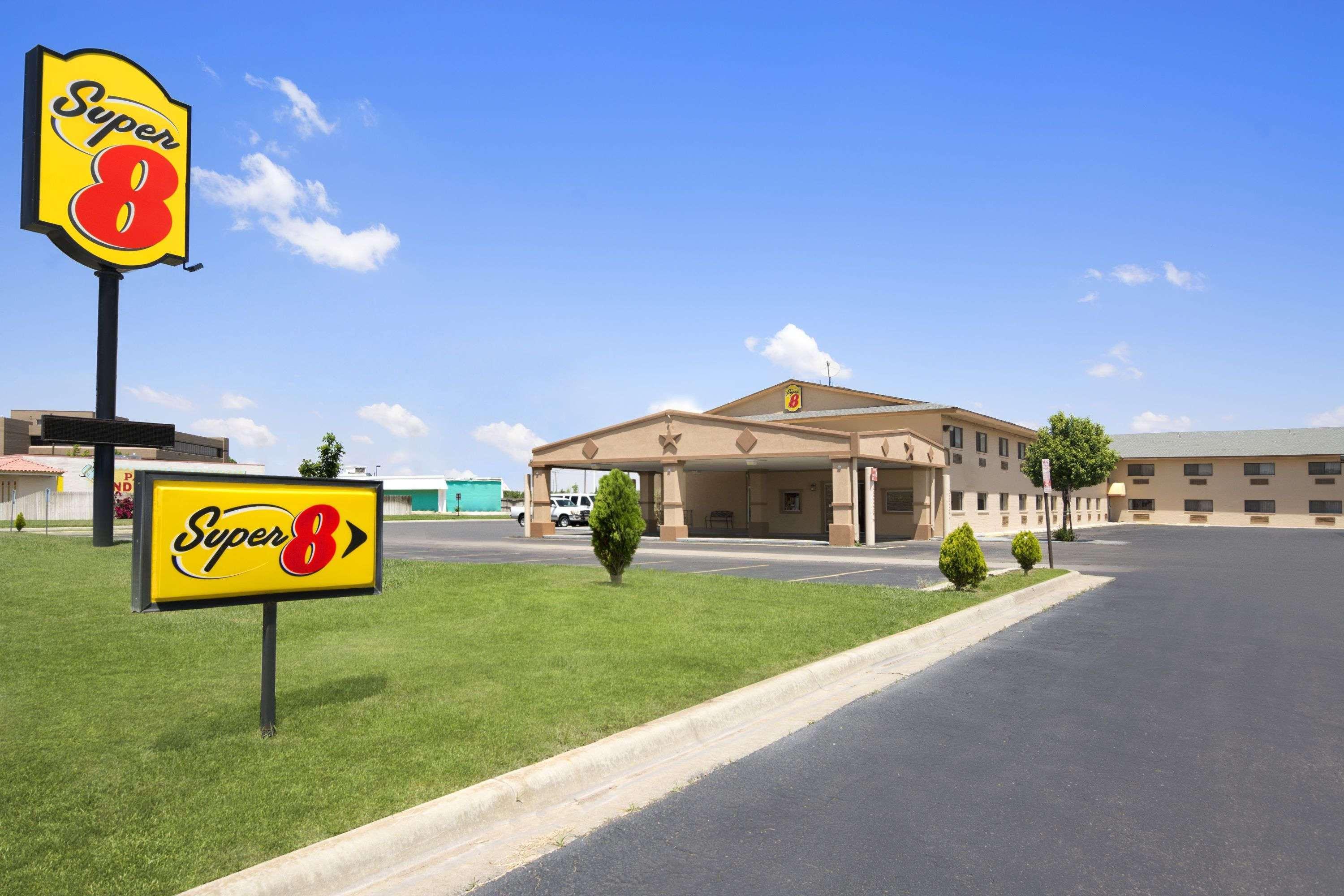 Super 8 By Wyndham Amarillo Central Tx Zewnętrze zdjęcie